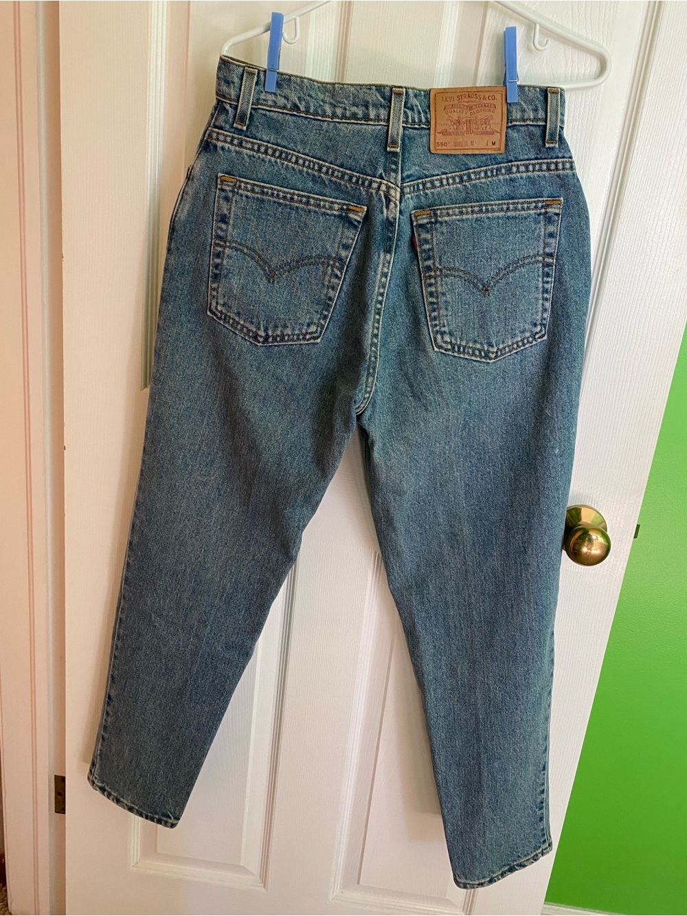 Vintage 90s Levi’s 550 Relaxed Fit Tapered Leg Jeans - Made in USA